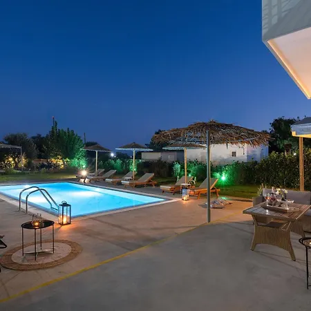 Ethria Pool With Heated Jacuzzi