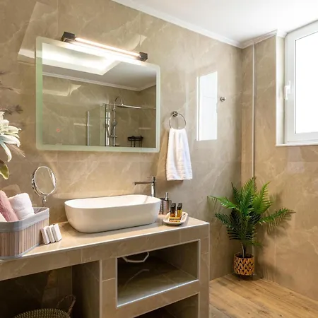 Ethria Pool With Heated Jacuzzi Villa *