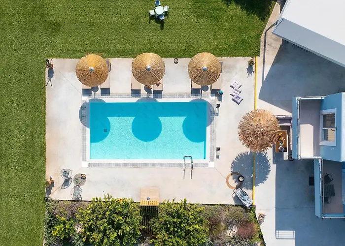 Ethria Pool With Heated Jacuzzi Αφάντου