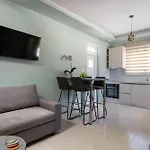 Ethria Pool With Heated Jacuzzi Вилла Афанту