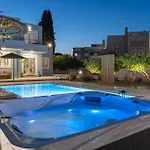 Ethria Pool With Heated Jacuzzi Афанту