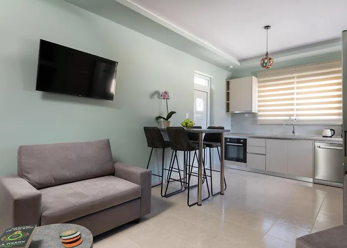 Ethria Pool With Heated Jacuzzi Villa Afantou